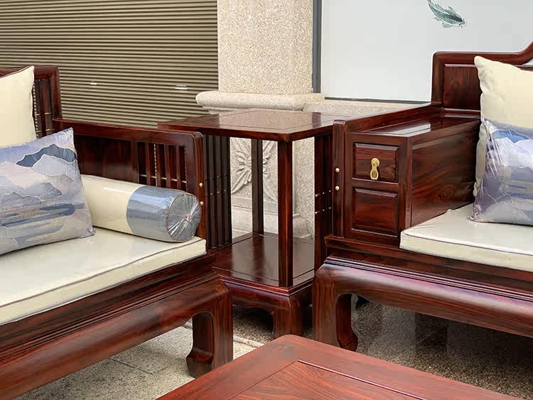 Махогани диван 马拉福品牌红木阔叶黄檀客厅新中式轻奢沙发组合印尼黑酸枝木厂家 Ma Lafu
