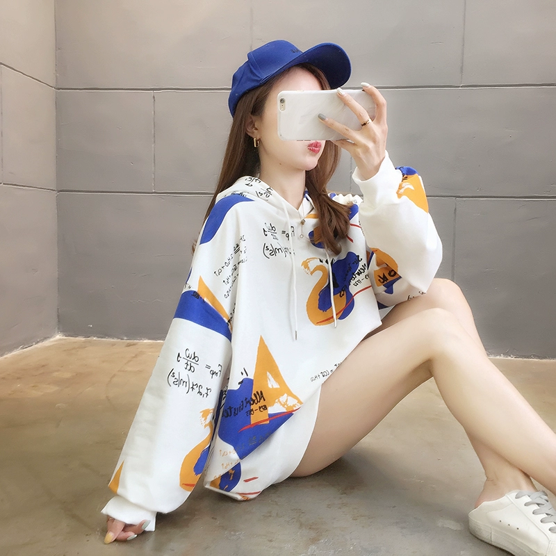 Áo len nữ mùa xuân và mùa thu 2021 Phiên bản Hàn Quốc rộng rãi muối cỡ lớn của phụ nữ áo khoác lưới màu đỏ trong siêu lửa trùm đầu dài tay - Áo len