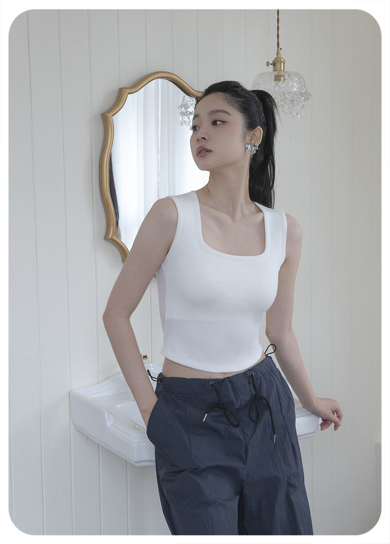 Топы/майки 莱赛尔天丝方领吊带背心女带胸垫夏外穿2026新款内搭工字低领上衣