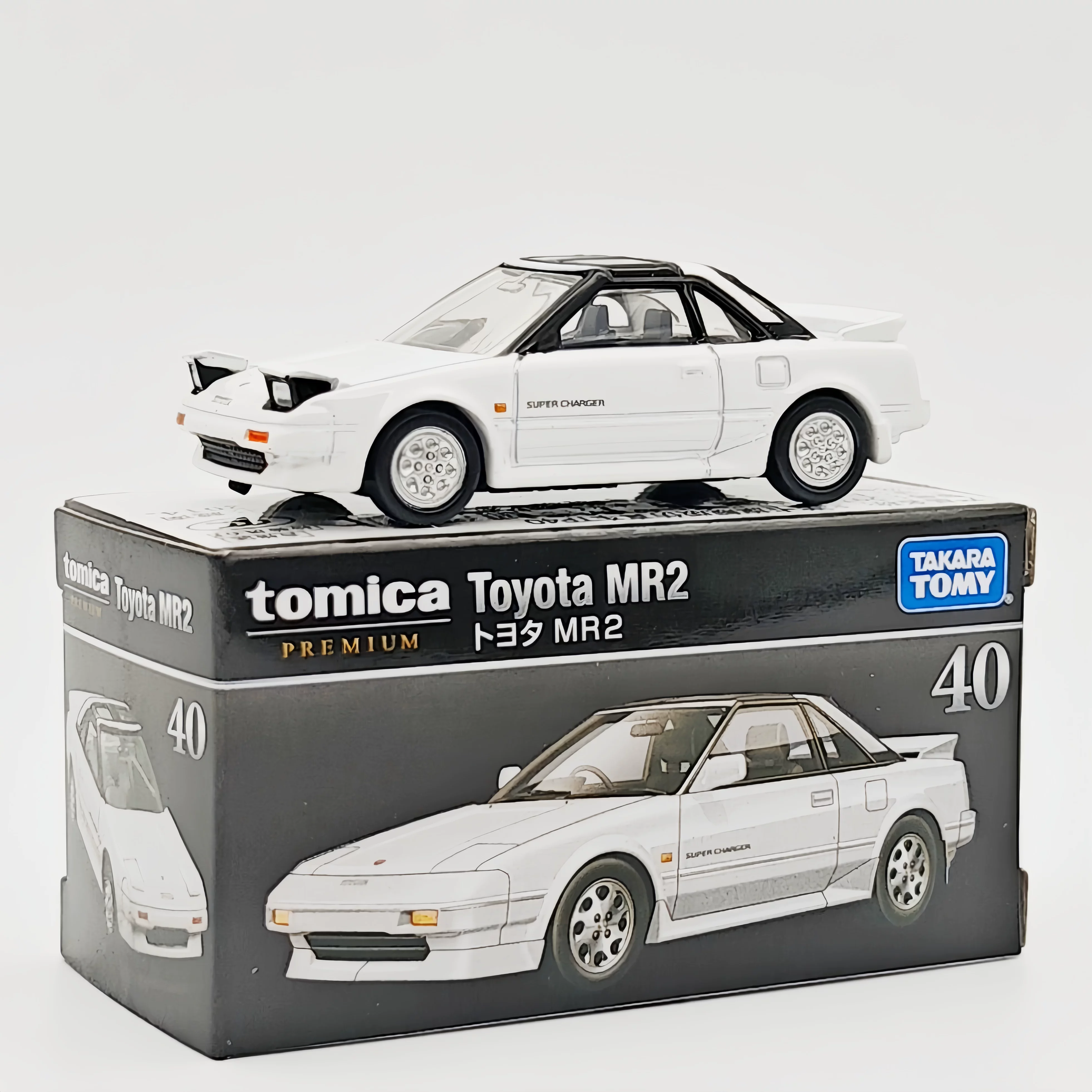 Эталонная коллекционная модель автомобиля спортивного класса Domi Card Black Box Alloy Simulation Lamborg GTR