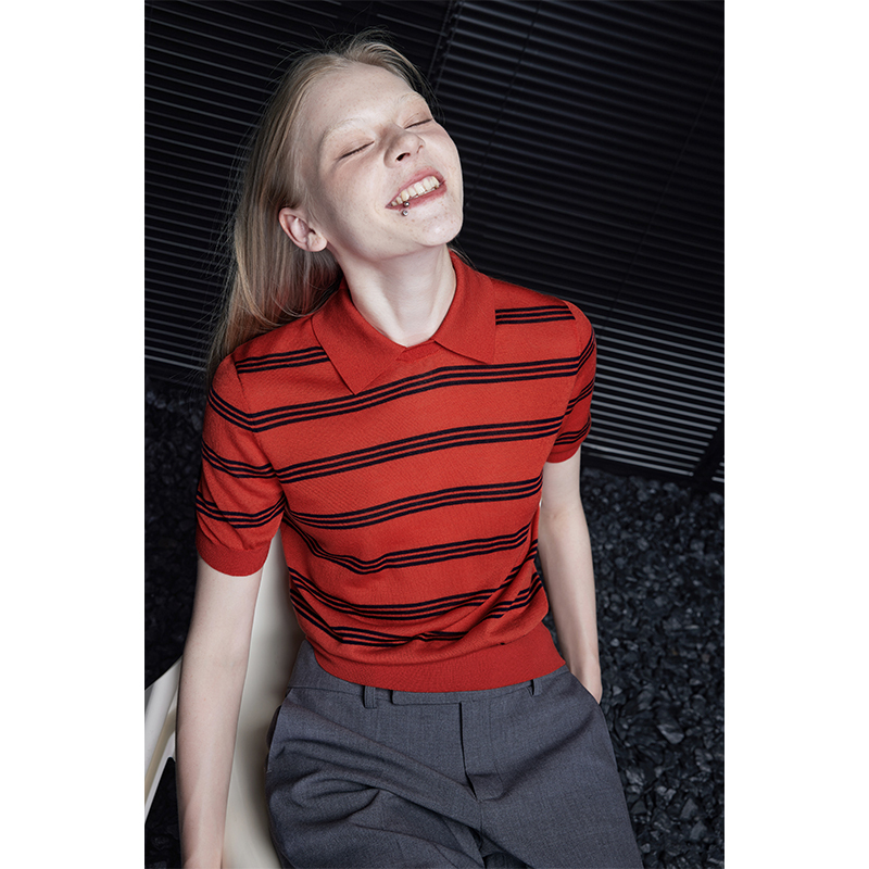Moment Red Striped Short-Sleeved Knit Top for Women 2025 Summer New Style Loose and Lazy Style with a High-End Feel and Super Pretty