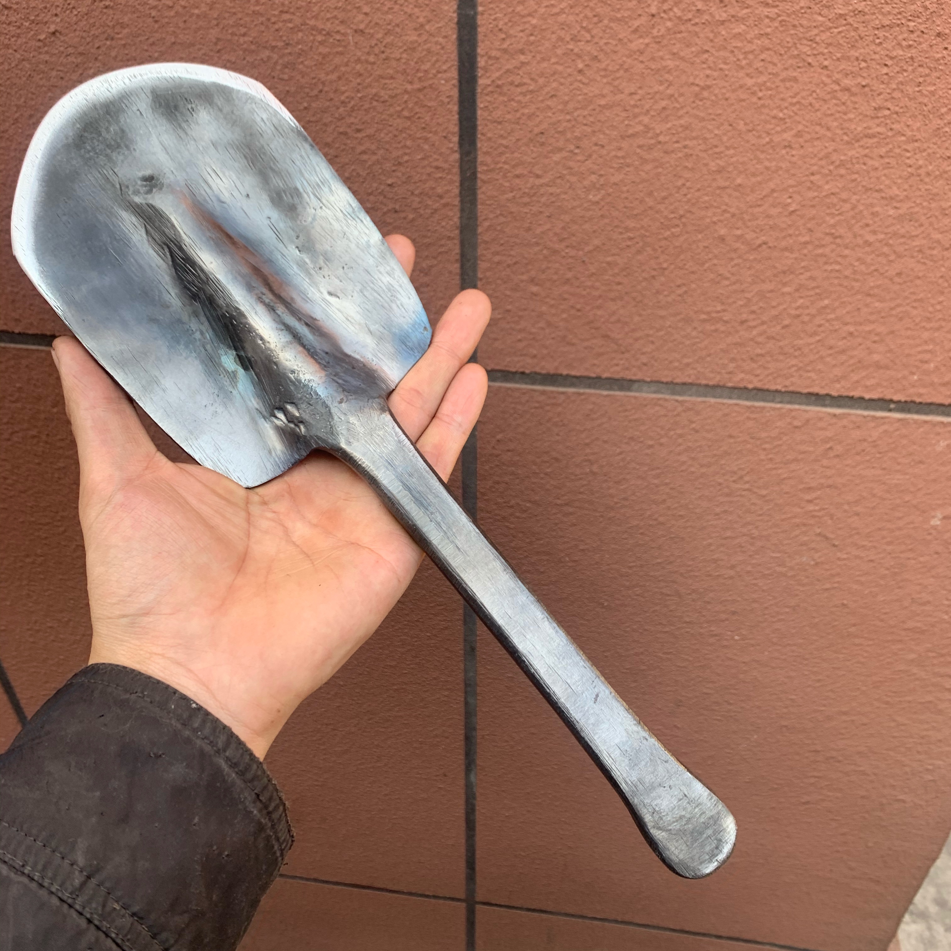 Hand forged and shoveled shovels axe Kaiushan Tomahawk Viking Tomahawk Home One body forged outdoor tools