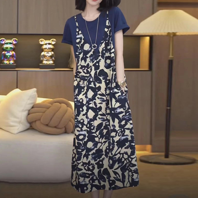 European-Style Fashionable Two-Piece Dress, New Summer Style, Plus Size, Loose Fit, Slimming, Gentle, Age-Reducing Floral Dress European-Style Fashionable Two-Piece Dress, New Summer Style, Plus Size, Loose Fit, Slimming, Gentle, Age-Reducing Floral Dress