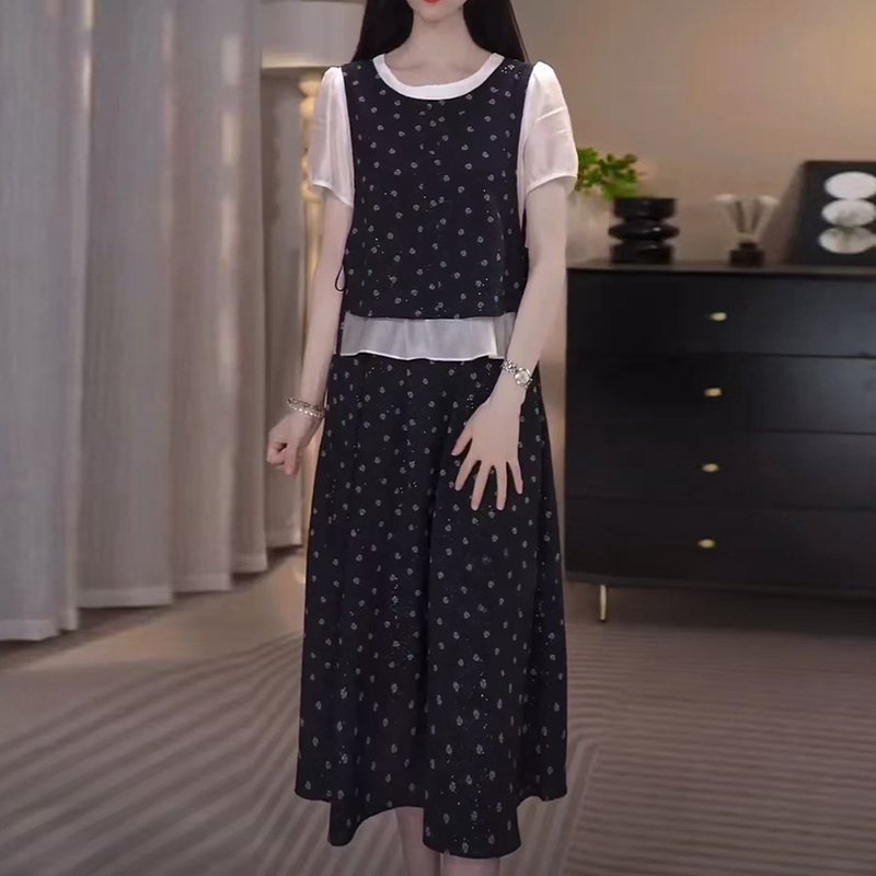 Light Luxury Fashion Ice Bamboo Silk Floral Polka Dot Fake Two-Piece Dress Summer Tummy-Concealing Slimming Mid-Length Dress for Moms Light Luxury Fashion Ice Bamboo Silk Floral Polka Dot Fake Two-Piece Dress Summer Tummy-Concealing Slimming Mid-Length Dress for Moms