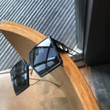 D Семейные солнцезащитные очки женского высокого уровня Большое лицо Большое лицо -тонкая белая щедрая коробка дэн Зики То же солнцезащитные очки CD 2024 Новые