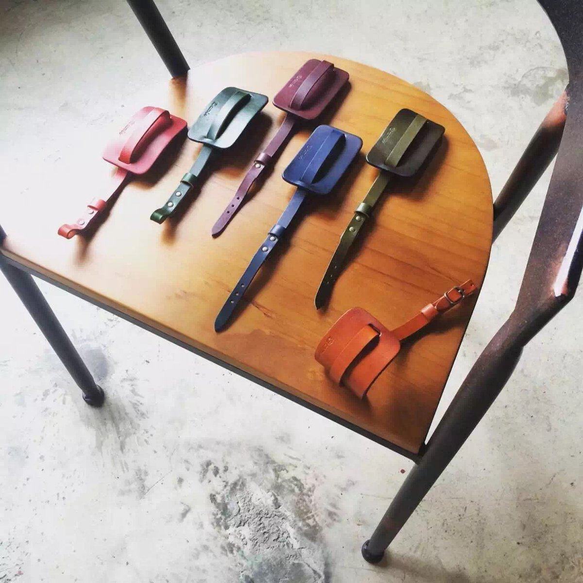 cam-in Italian original vegetable tanned leather camera wristband universal interface WS017