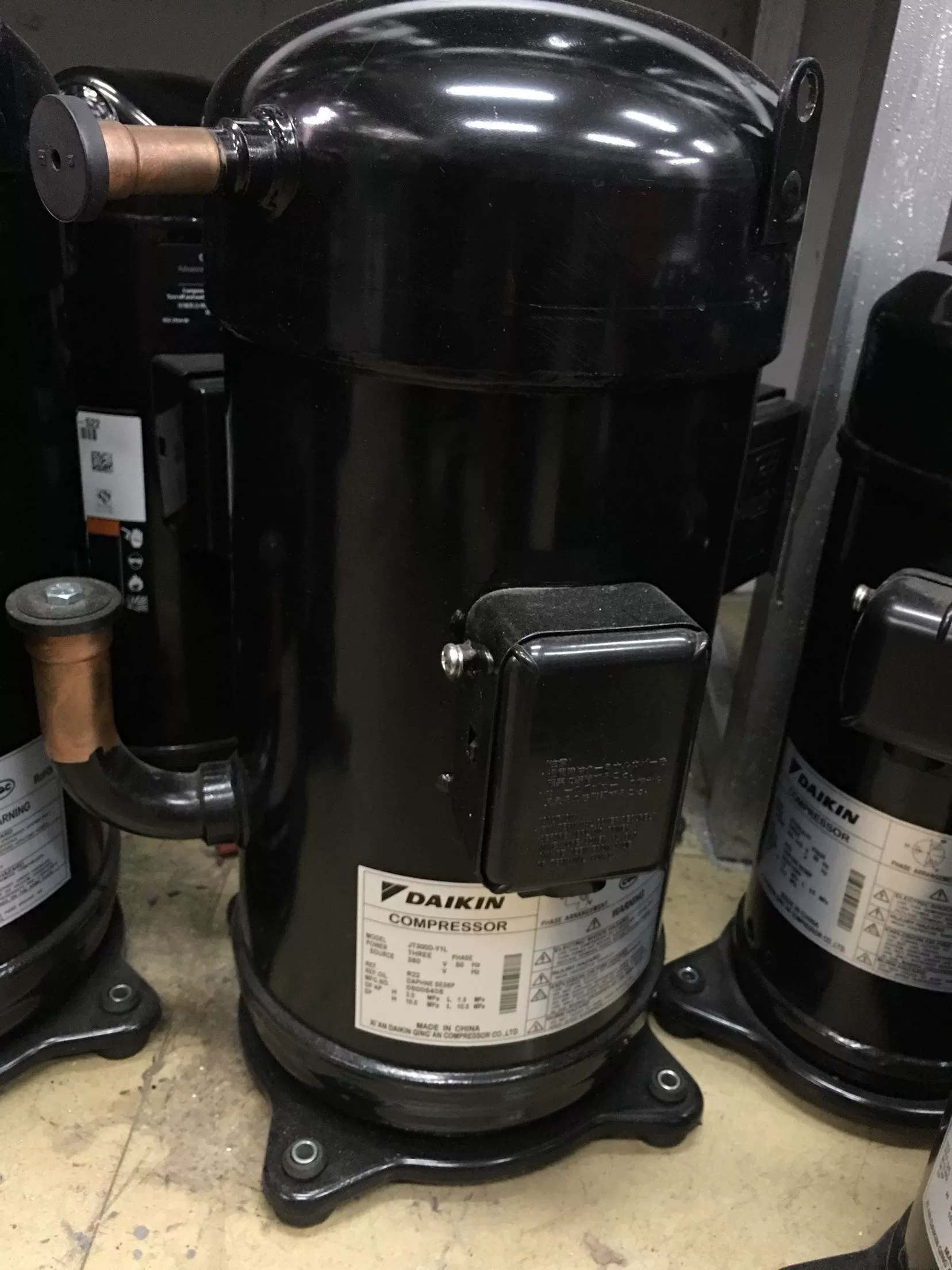 JT300D-Y1L JT335D-Y1L JT315D-Y1L JT335D-TY1L Daikin 12 HP компрессор