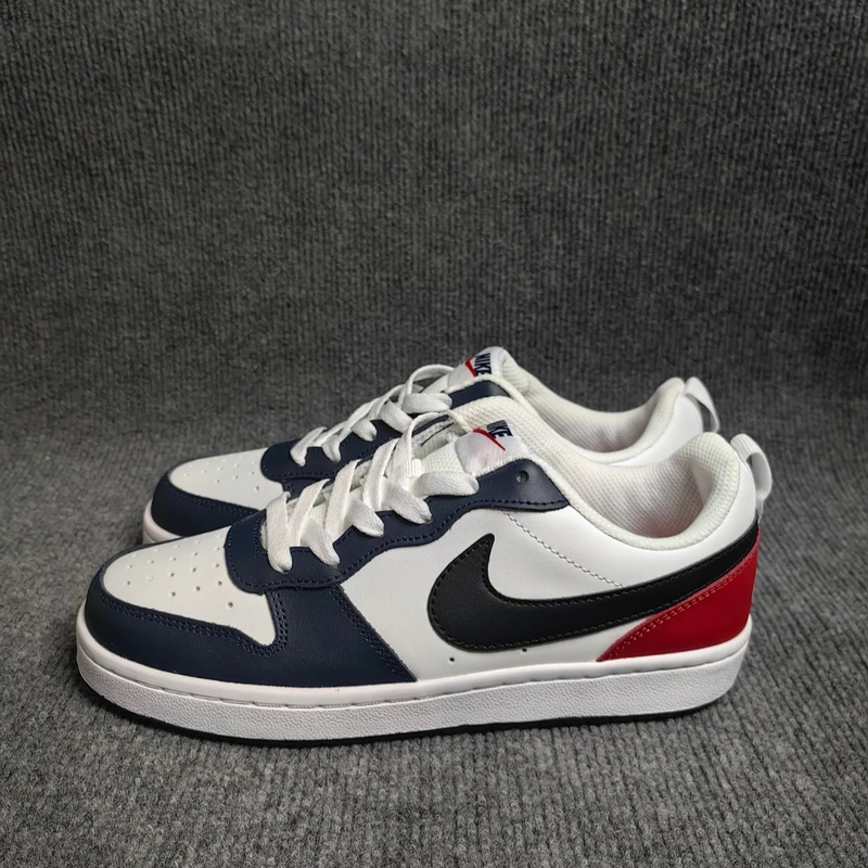Nike Casual Campus Style Color-Blocked Non-Slip Wear-Resistant Low-Top Sneakers in White, Blue and Red, Same Style for Men and Women Do7446-101 Nike Casual Campus Style Color-Blocked Non-Slip Wear-Resistant Low-Top Sneakers in White, Blue and Red, Same Style for Men and Women Do7446-101