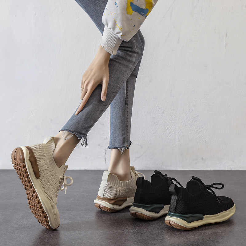 Self-recommended new light ultralight women's shoes bursting with thick bottom 100 lap mesh surface breathable