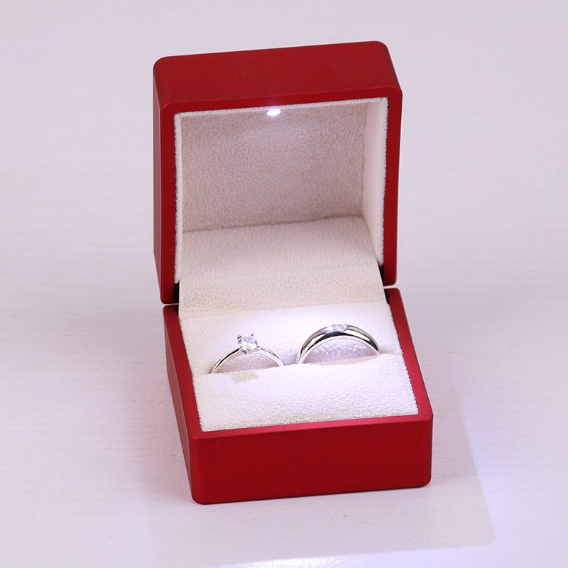 Wedding supplies for men and women couples can adjust the size of the ring for wedding fake diamond ring simulation ring