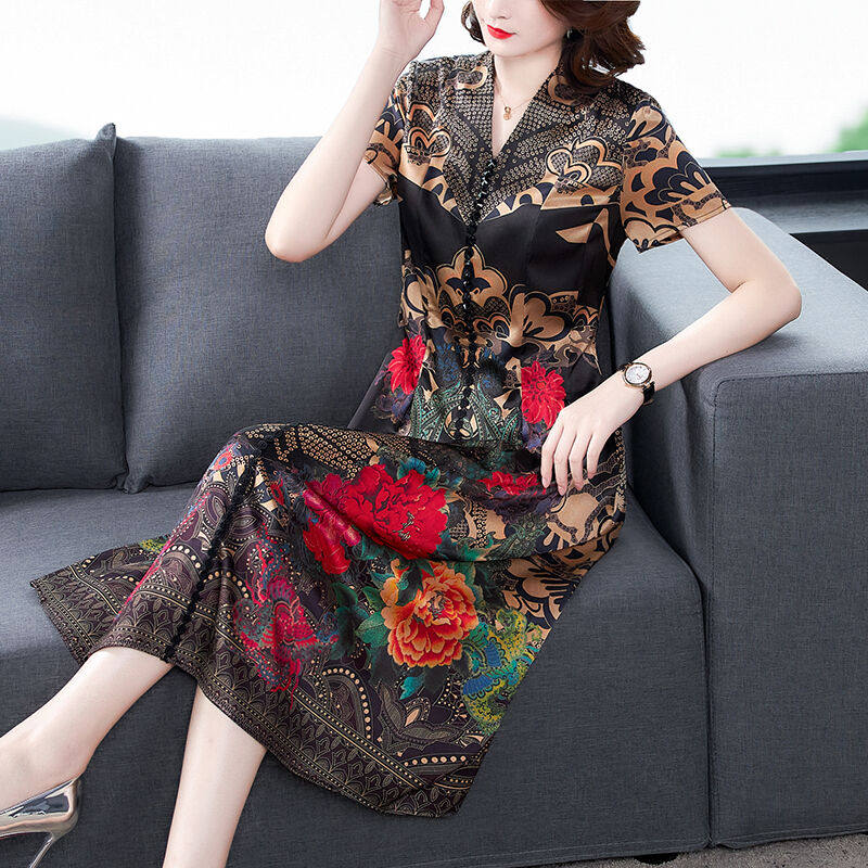 Tang suit female fashion cheongsam young summer dress 2020 new Chinese style temperament middle-aged mother Chinese tradition