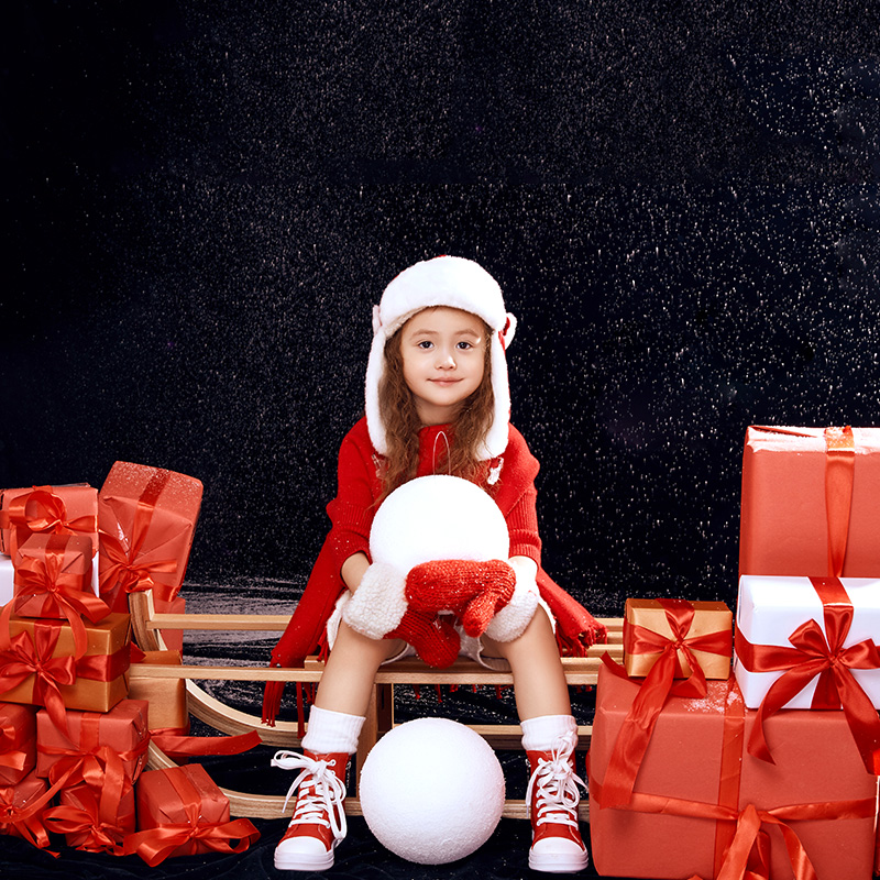 костюм новый год. человек в новогодней одежде. новогодняя одежда. девушки в новогодних нарядах. смешные мужские костюмы.