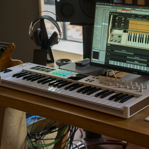 Arturia 61 Keylab Keylab Essential Music Аранжировка 49 Ключевой профессиональный вес 88 Key Midi клавиатура