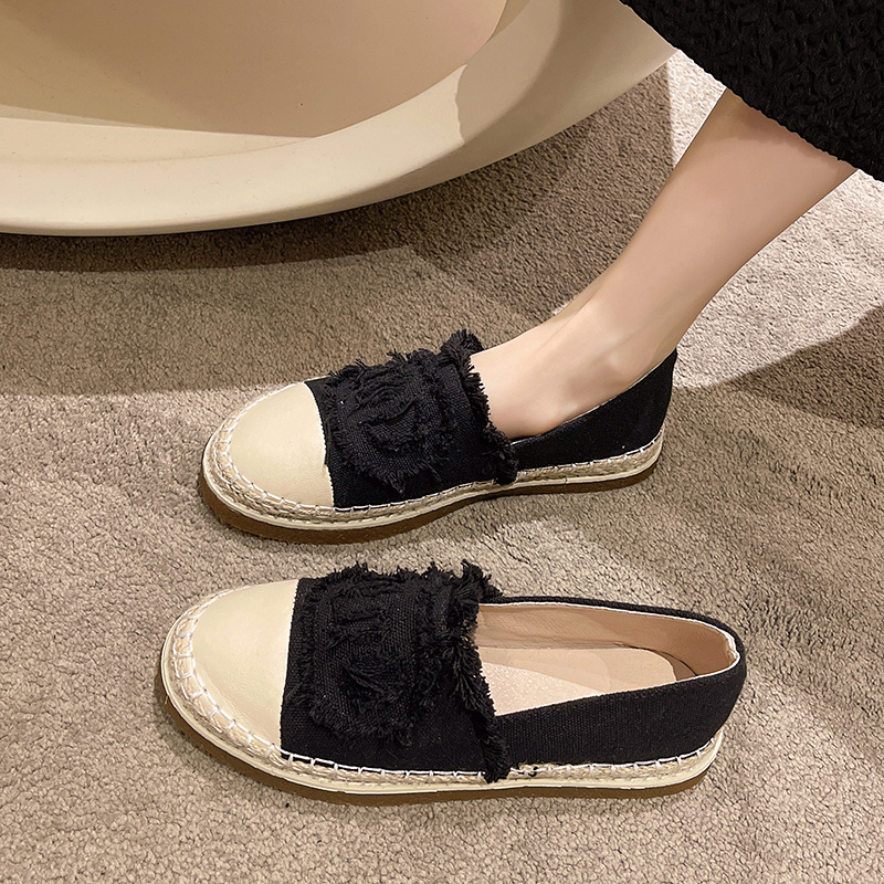 Niche design single shoes women's 2022 autumn new flat bottom non-slip fisherman shoes fashion all-match beanie shoes