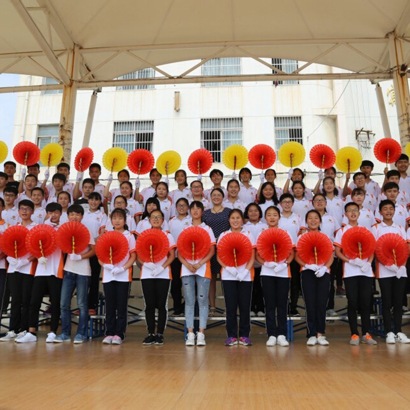 Hand-turned flower props to fan 61 Children's Day School Gymnastics Performances at the Opening Ceremony Dance props