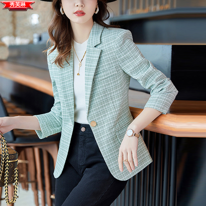 Casual Plaid Blazer for Women 2025 New Slim Fit Petite Short Professional Plaid Suit Jacket