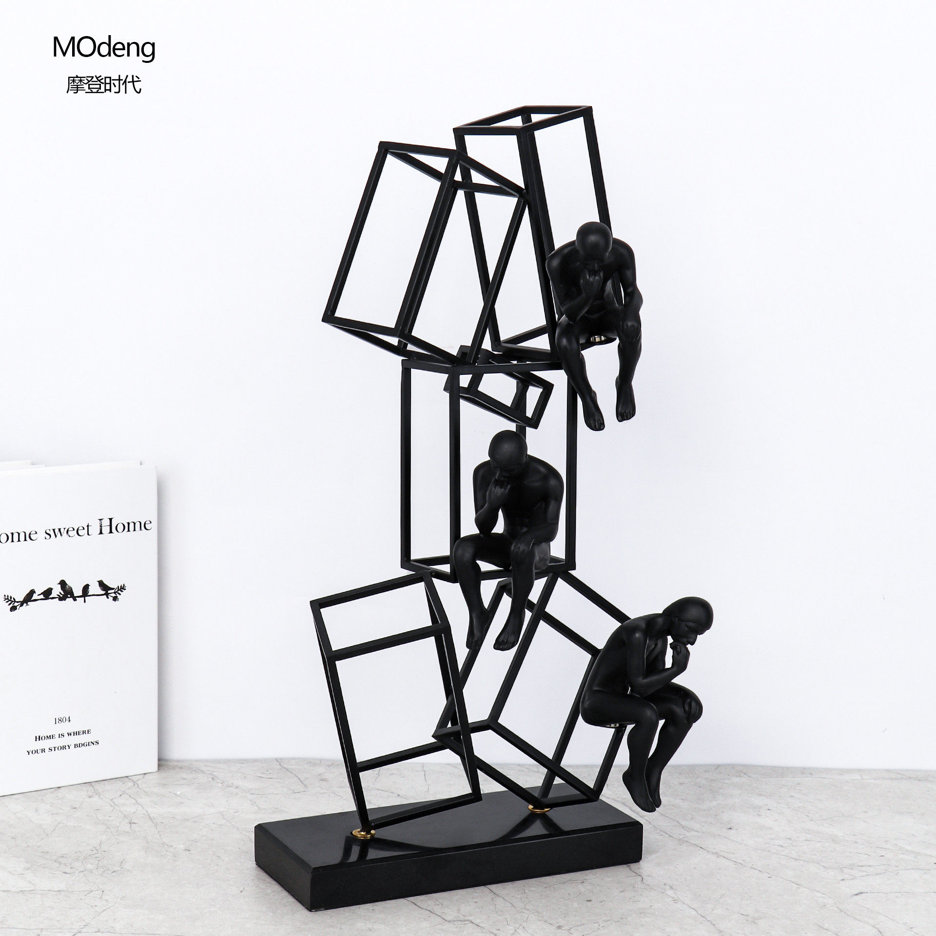 Geometric black paint iron thinker swing a modern minimal sample room TV cabinet sculpture crafts