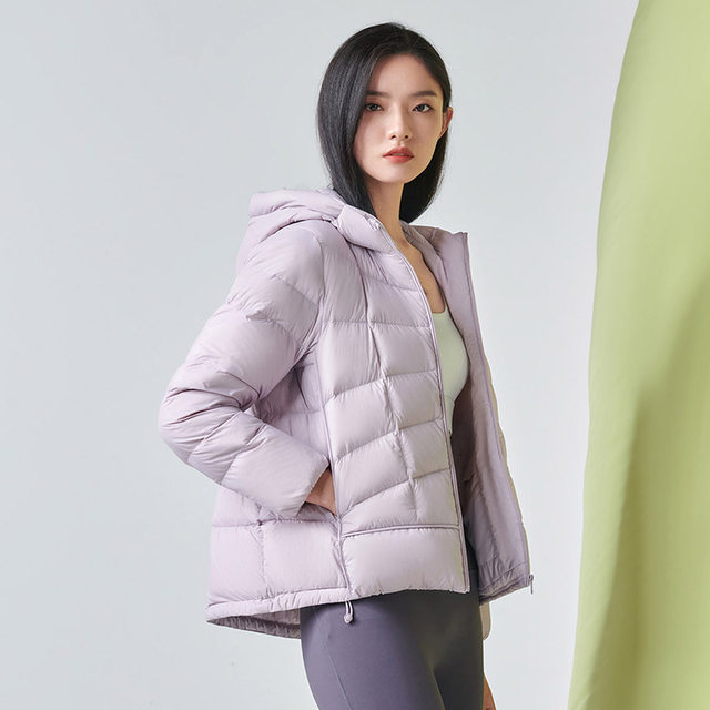 Tambor's 22-year-old new down jacket women's short cloud soft light warm fashion sweet cool irregular jacket TB331206