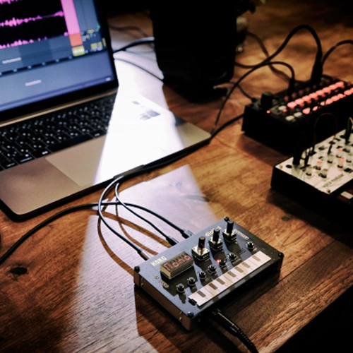 Корг ручной сборку Синтетического спектра Анализатор