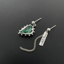 Small Treasure s925 Pure Silver Green Zircon Asymmetrical Loving Party Card Earrings Female Ab with a small crowd design sense High level