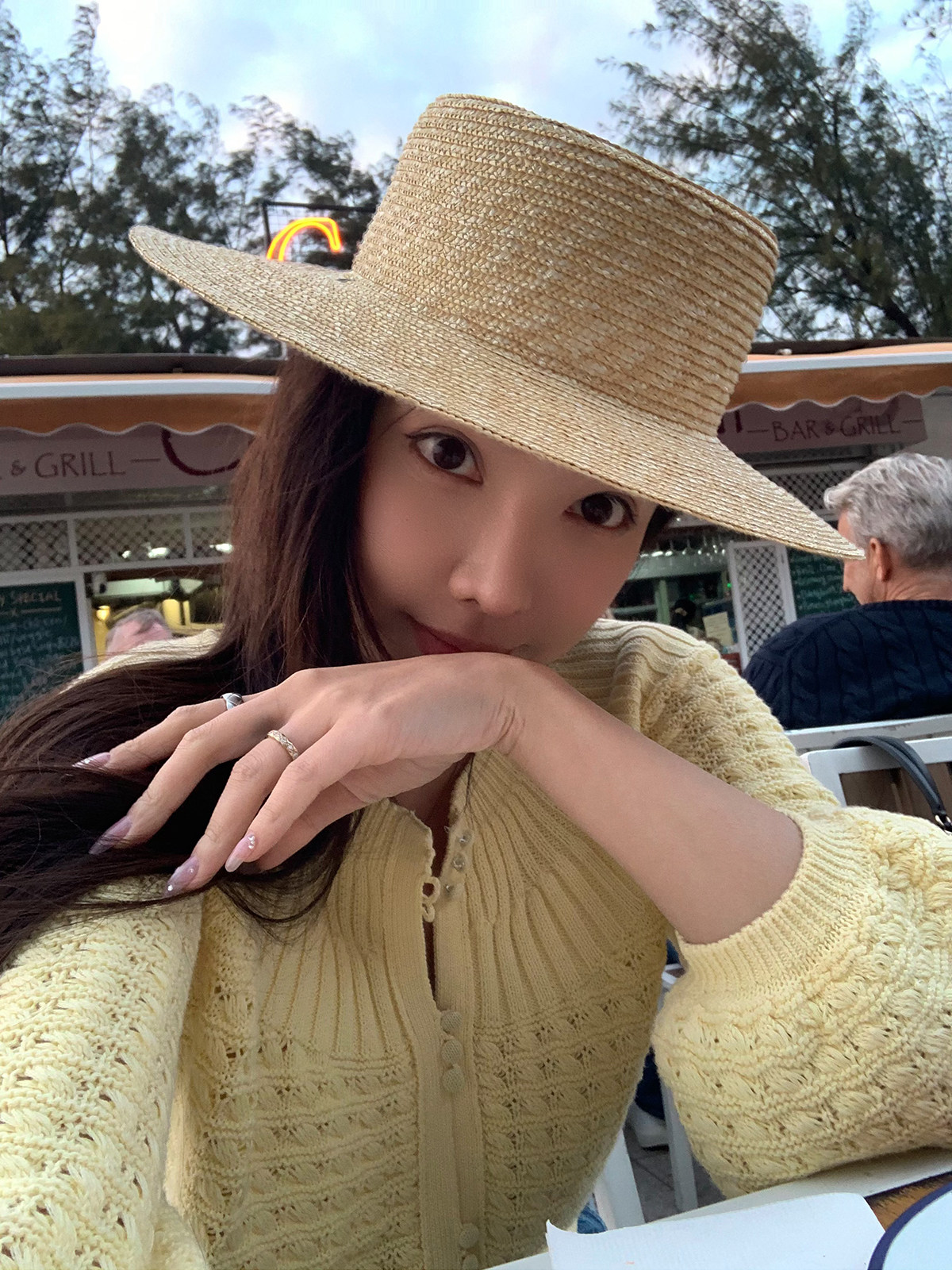 시 웨이 리앙 봄날 전복 프랑스식 낭만주의 루즈핏 느긋한 라운드 넥 벌룬 소매 홀로우 아웃 오픈 가디건 상세 이미지 38