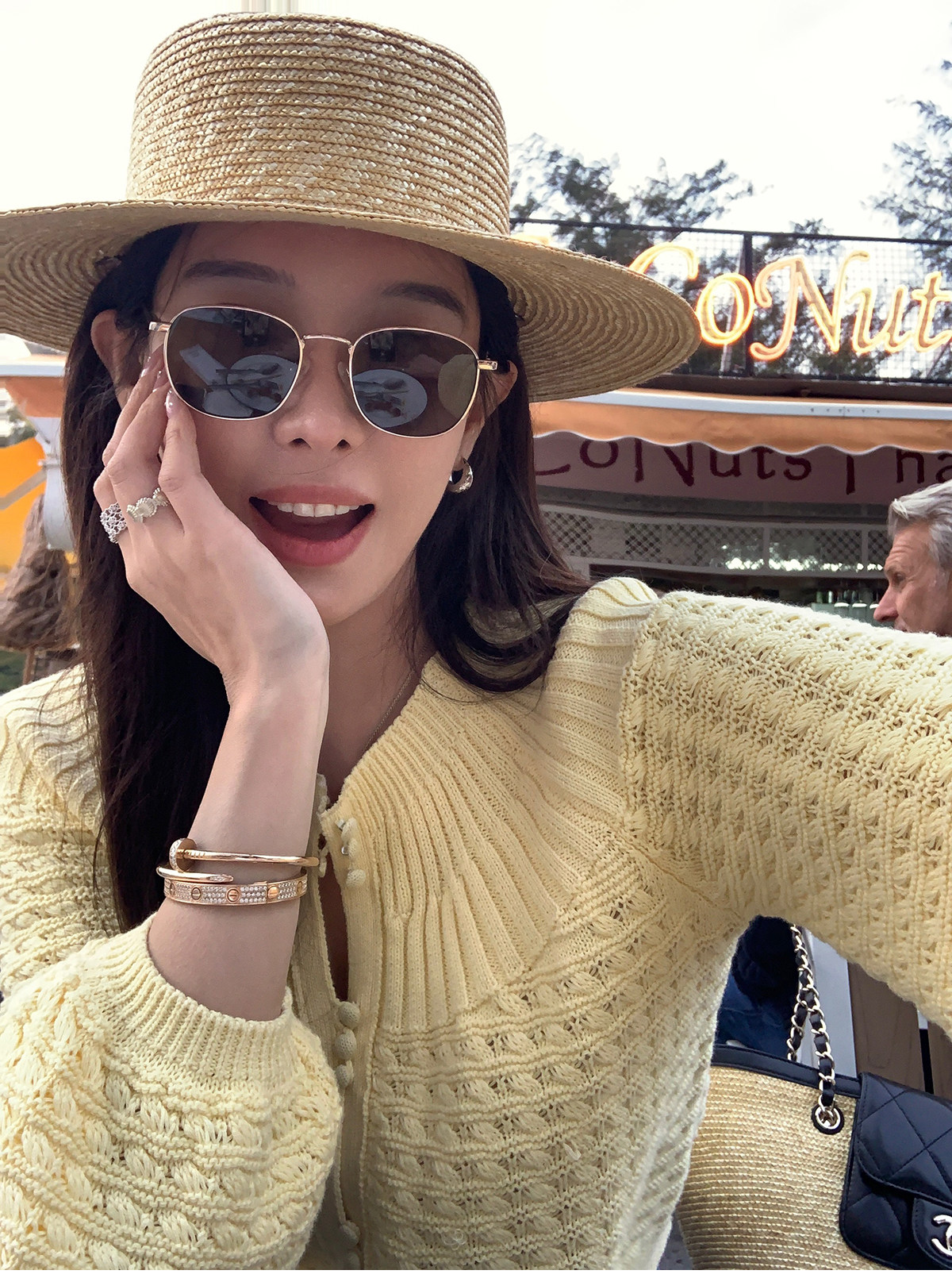 시 웨이 리앙 봄날 전복 프랑스식 낭만주의 루즈핏 느긋한 라운드 넥 벌룬 소매 홀로우 아웃 오픈 가디건 상세 이미지 36