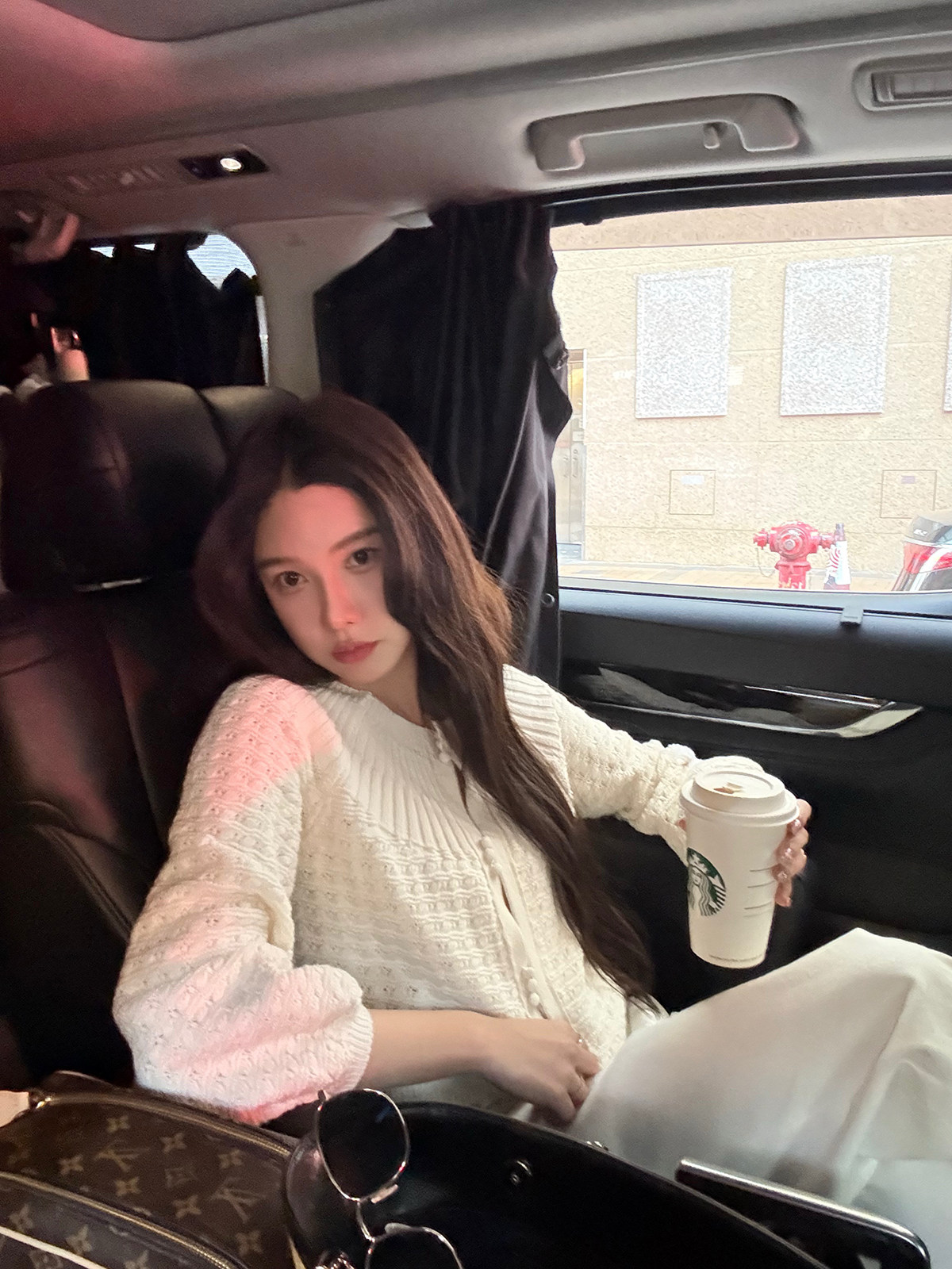 시 웨이 리앙 봄날 전복 프랑스식 낭만주의 루즈핏 느긋한 라운드 넥 벌룬 소매 홀로우 아웃 오픈 가디건 상세 이미지 61