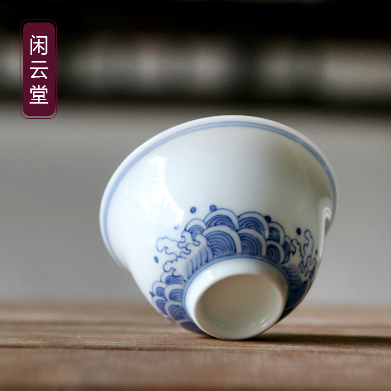 Jingdezhen blue and white porcelain tea cup small tea cup hand-painted ceramic master cup personal cup kung fu tea cup general