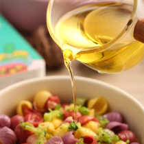 Pick up Dad organic pecan oil Baby walnut oil Childrens cooking oil Auxiliary oil Childrens special vial