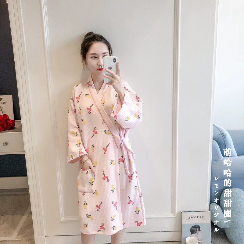 Mùa thu và mùa đông mới chần bông và áo gió kimono pyjama in dứa flamingo cô gái ngọt ngào phục vụ đêm đầm ngủ dễ thương hàn quốc