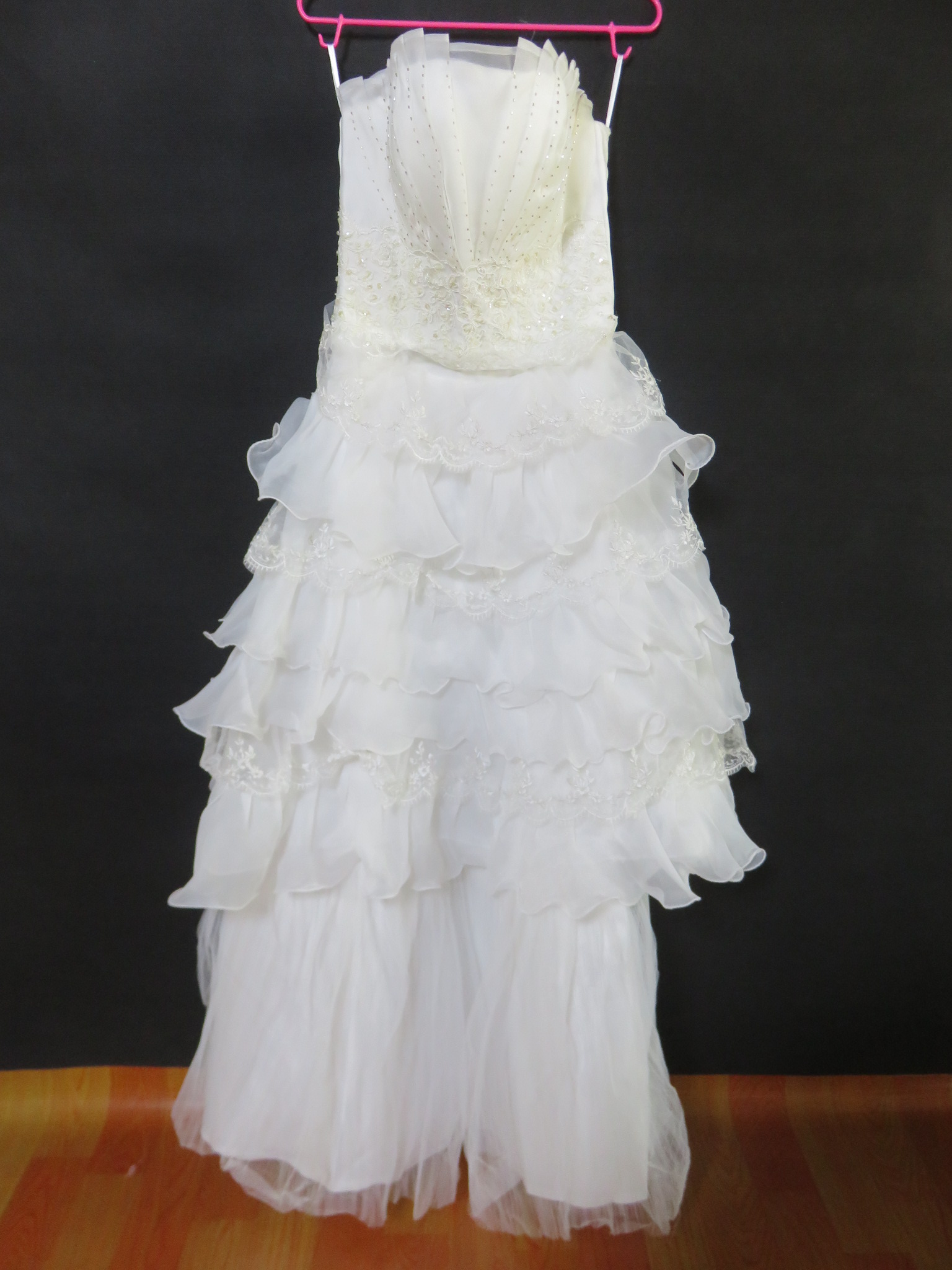  Average code+Light yellow v7218 breast 80 waist 68   - $1.58 
