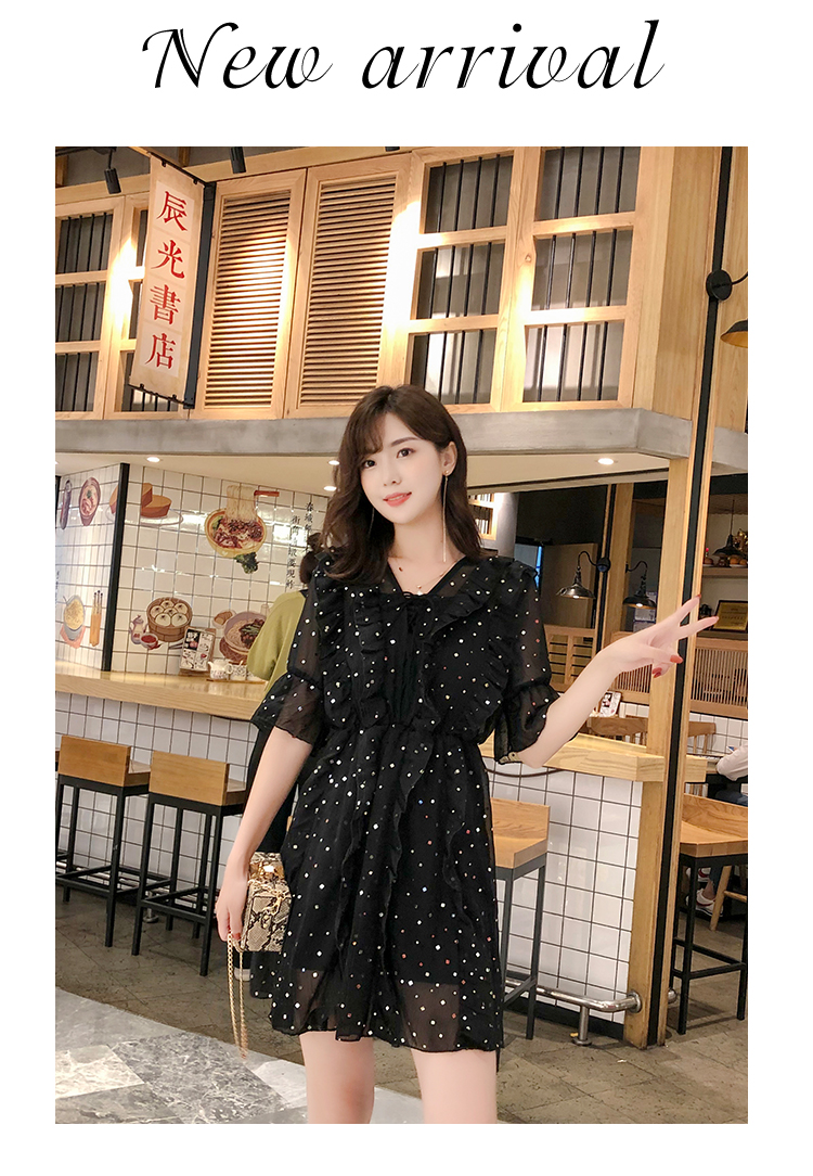 VK旗艦店 韓國風名媛V領亮片木耳邊時尚氣質短袖洋裝