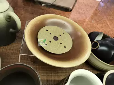 (Heart Tea Farmer)Lin's Ceramics Pottery Pot Cheng Red, yellow and White(2 colors optional)Shipped from Taiwan