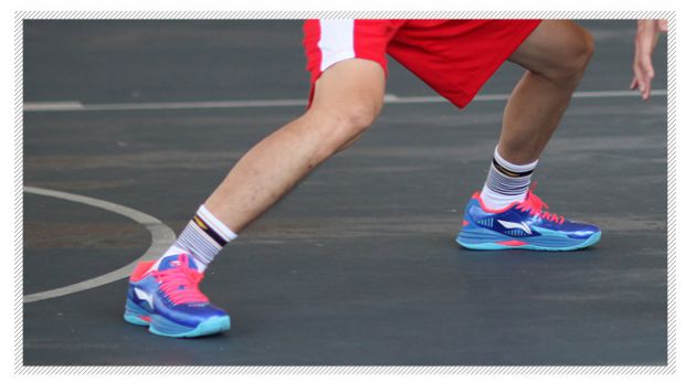 Giày bóng rổ Li Ning mẫu nam 2016 mùa thu mới thấp giúp bão phấn anh đào sonic 3 Wade way ABPJ039 giày nam thể thao