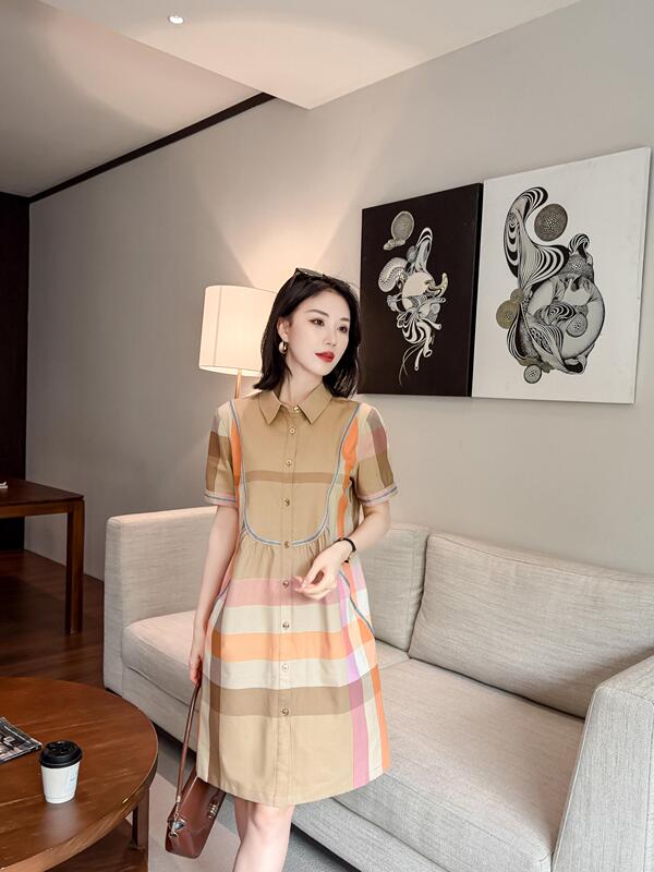 2026 New Summer Women's High-End Fashion Plaid Short-Sleeved Dress