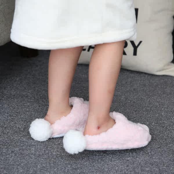 Pantoufles enfants en suède pour hiver - semelle caoutchouc - Ref 1033766 Image 14