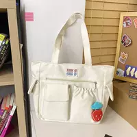 Бежевая клубника, подвеска