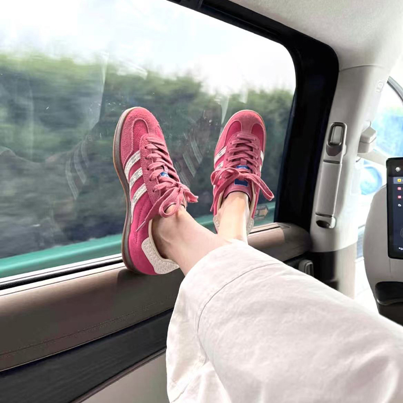 2026 Summer Super Popular Pink Retro Strawberry Bear German Training Shoes for Women, Outdoor Flat Breathable Forrest Gump Sneakers 2026 Summer Super Popular Pink Retro Strawberry Bear German Training Shoes for Women, Outdoor Flat Breathable Forrest Gump Sneakers