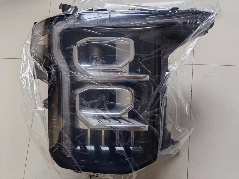 Suitable for Foton Pickup Truck Parts: Mars 7 Front Headlight Assembly, Mars 9 Headlight Combination (High and Low Beam)