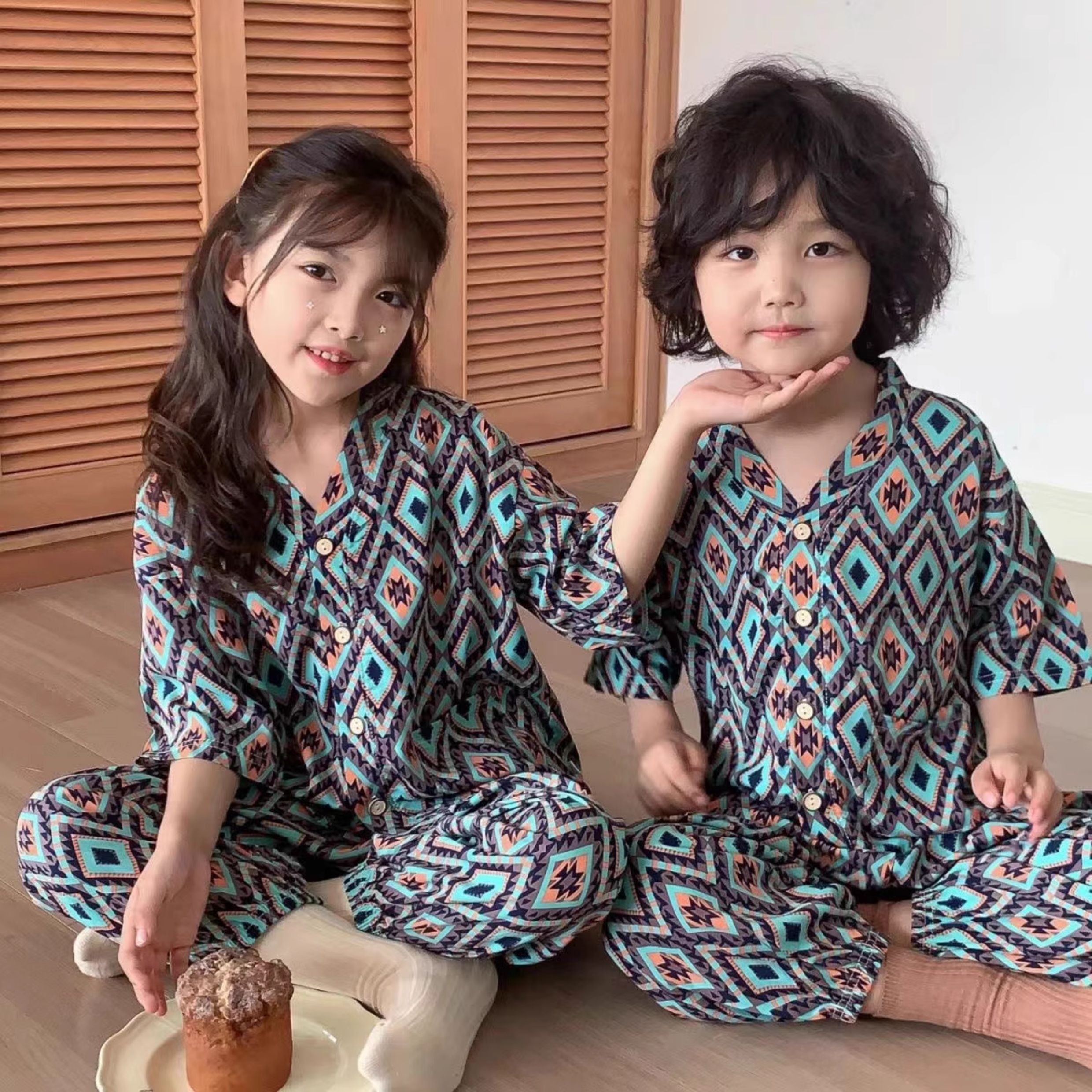 儿童家居服绵绸套装夏季男女童睡衣人造棉两件套透气棉绸空调服 — 4