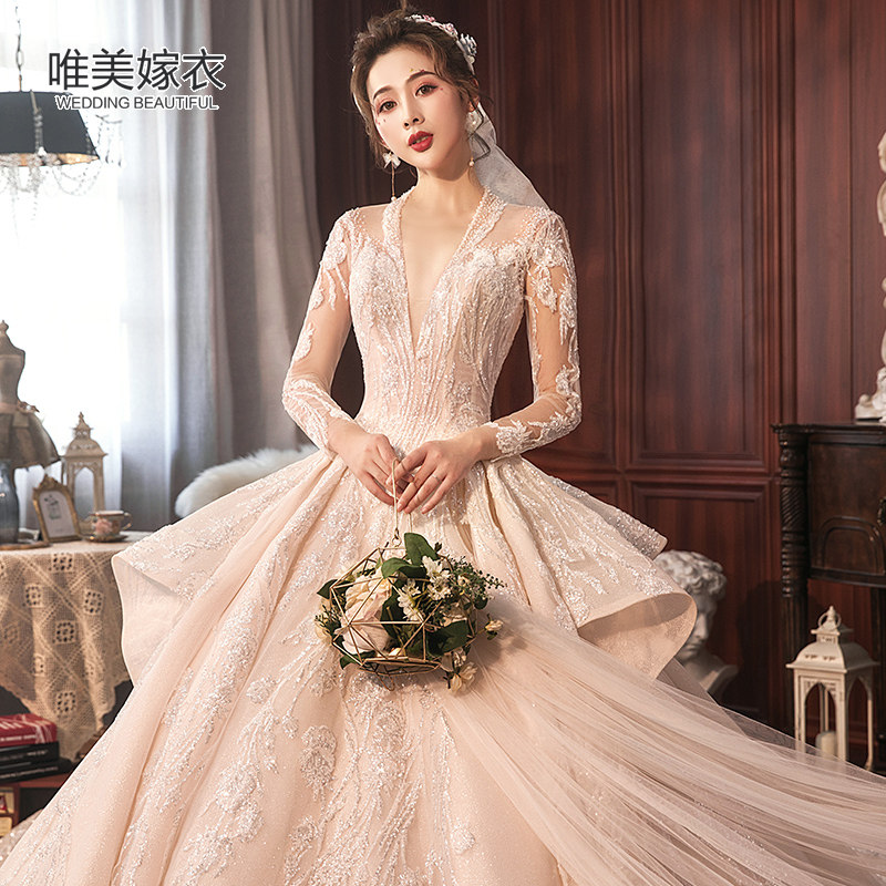 Main wedding dress 2022 new bridal department V lead long sleeve starry sky super fairy dream luxurious gown big size tug trailing skirt