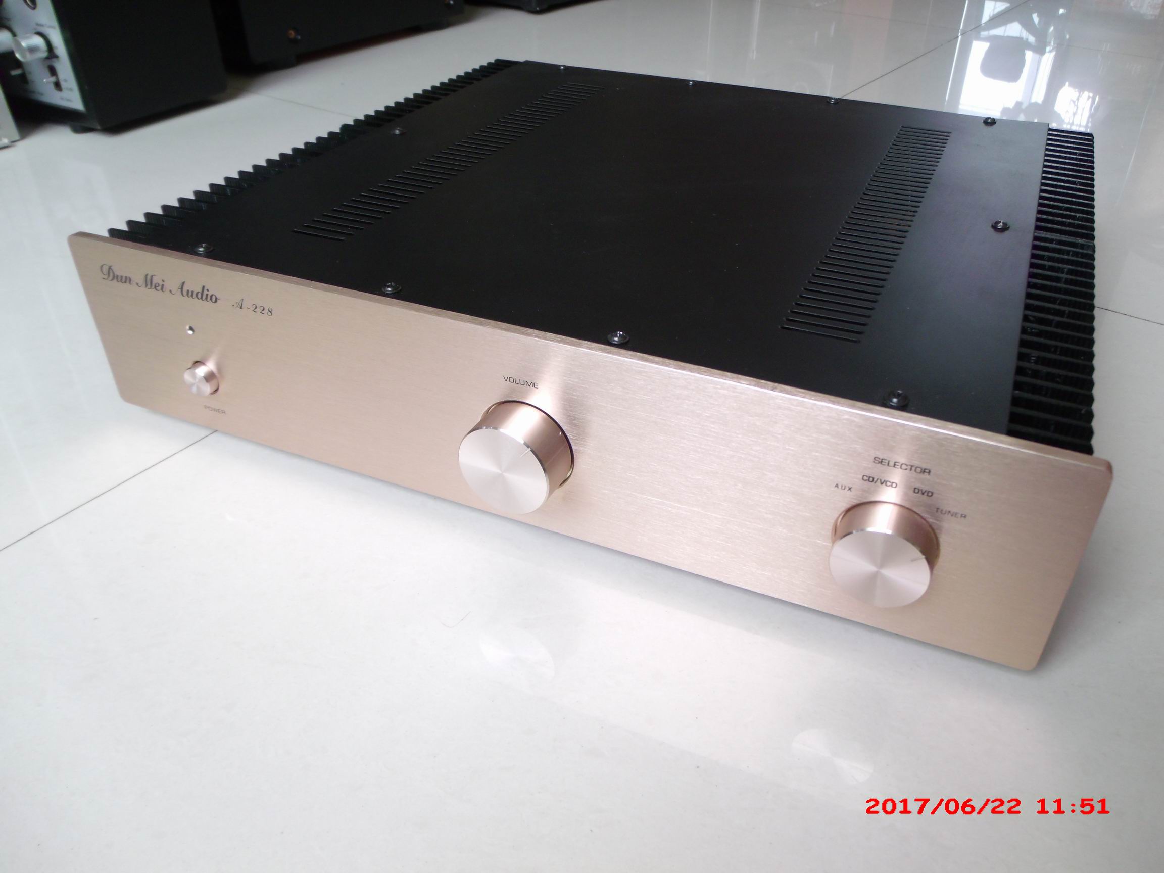 Class A power amplifier Class A power amplifier PASS ALEPH-M Power amplifier 20W 20W 880 Non-remote