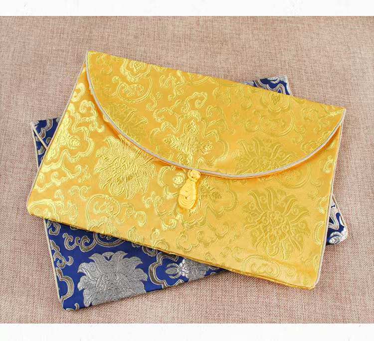 Our store portrait storage bag retro double layer satin storage protection bag is suitable for our store portrait storage