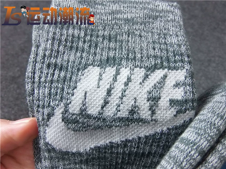 Nike Nike vớ nam và nữ dài ngắn vớ thuyền khăn đáy vớ thể thao bóng rổ SX6940 SX5403 - Vớ thể thao