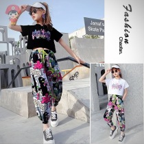 Girl Nets Red Suit Spring 2022 New Korean Version Trendy Children Short Sleeve Foreign Air Graffiti Casual Two Sets Fried Street