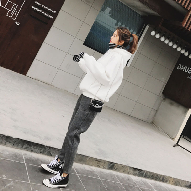 Tenue de loisirs femme - Ref 3240529 Image 1