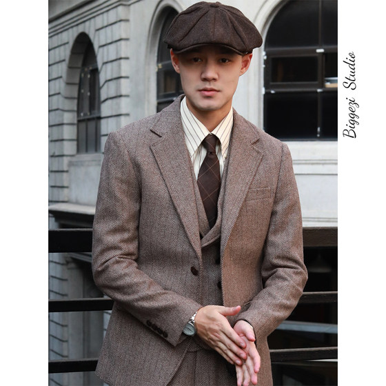 Retro British yuppie Shelby bloody gangster style wool tweed herringbone pattern slim fit three-piece suit