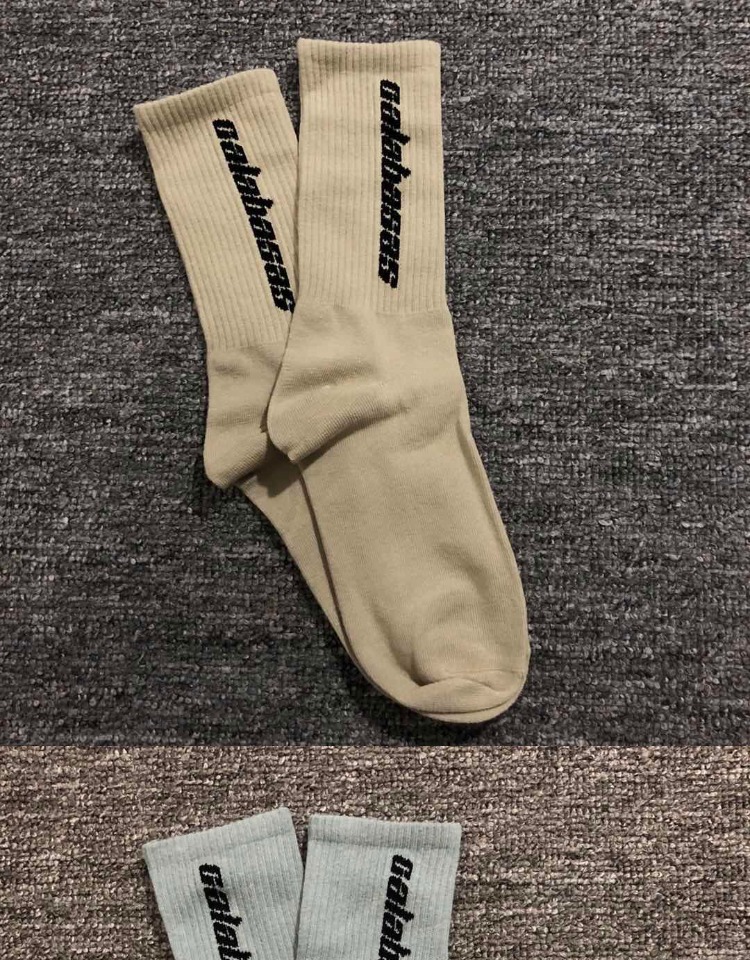 Phiên bản chính xác của vớ thể thao ba màu YEEZY SEASON6 CALABASAS trong vớ ống cao cấp vớ nike chính hãng