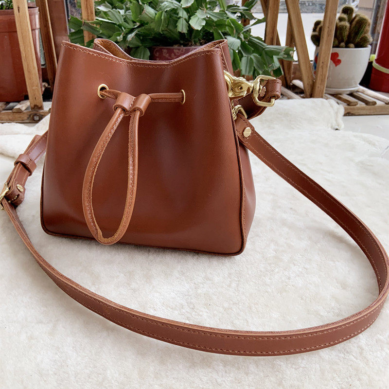 Lady head skin bag bag bag bag bag bag handmade leather leather bag handmade leather bag