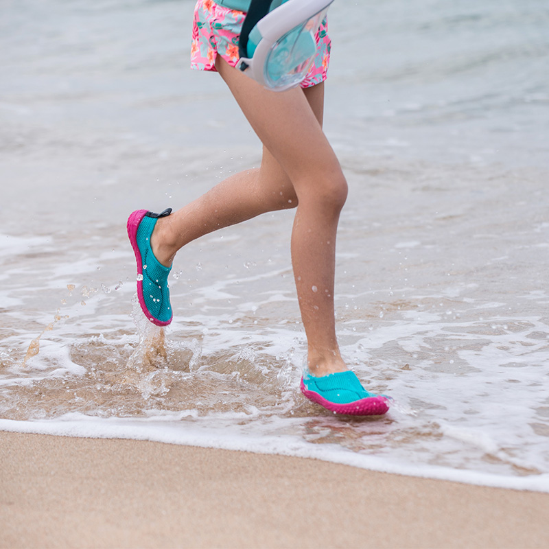 beach shoes decathlon